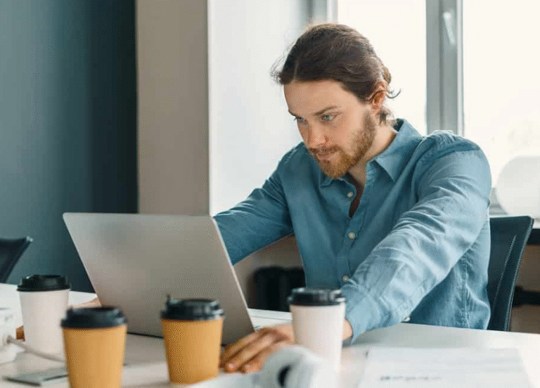 Managing Digital Overload in a Tech-Driven World