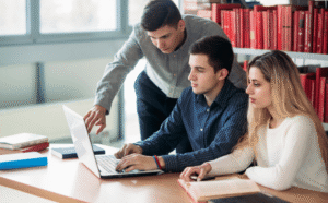 The Digital Evolution of Higher Education: Navigating Technology Research and Academic Rigor in the USA