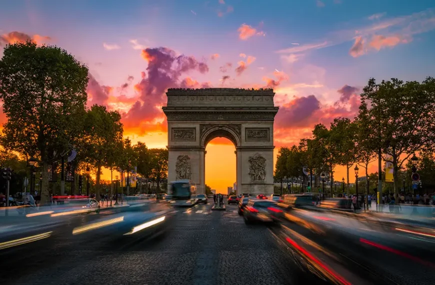 PARIS TRAVEL